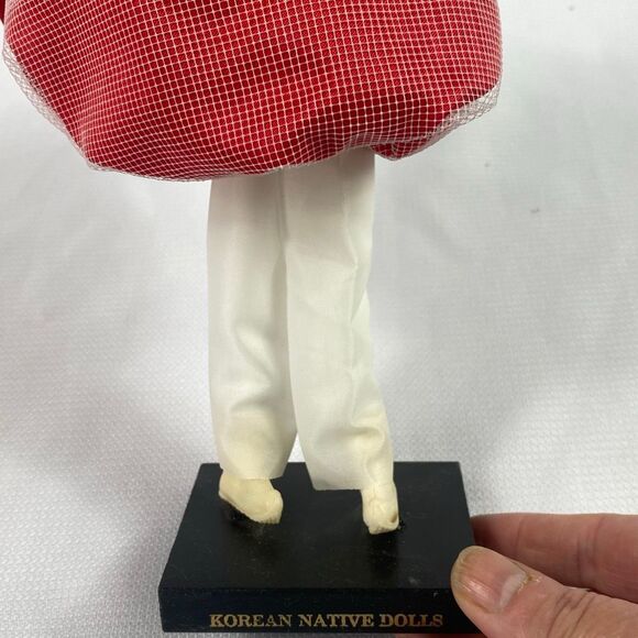 Vintage Korean Native Hanbok Doll Green Red Silk Dress Embroidered Folk Art - Picture 6 of 6